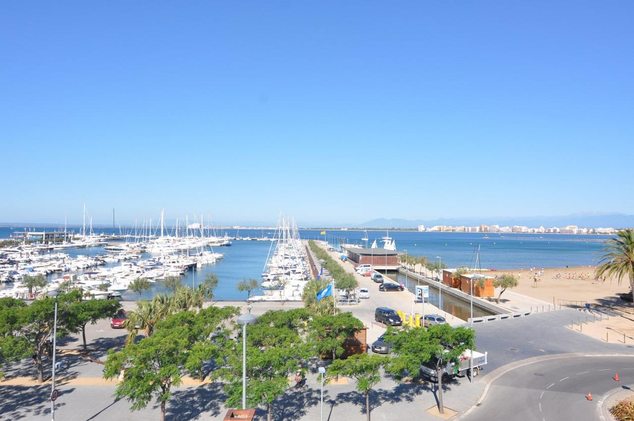 Rnet - Cap Vespre Apartment Roses Bagian luar foto